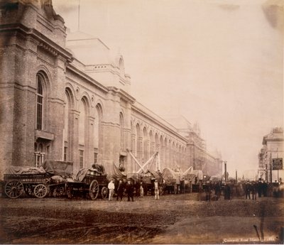 Cromwell Road, marzo 1862 (foto seppia) da English Photographer